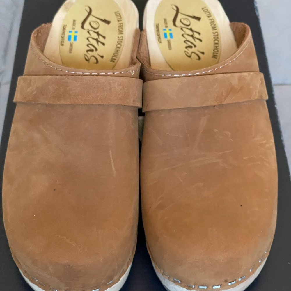 Lotta Classic Clogs